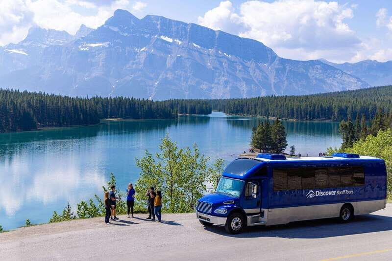 Banff: Wildlife and Sightseeing Minibus Tour - Banff Springs Hotel: the “walk-by landmark” you’ll actually enjoy