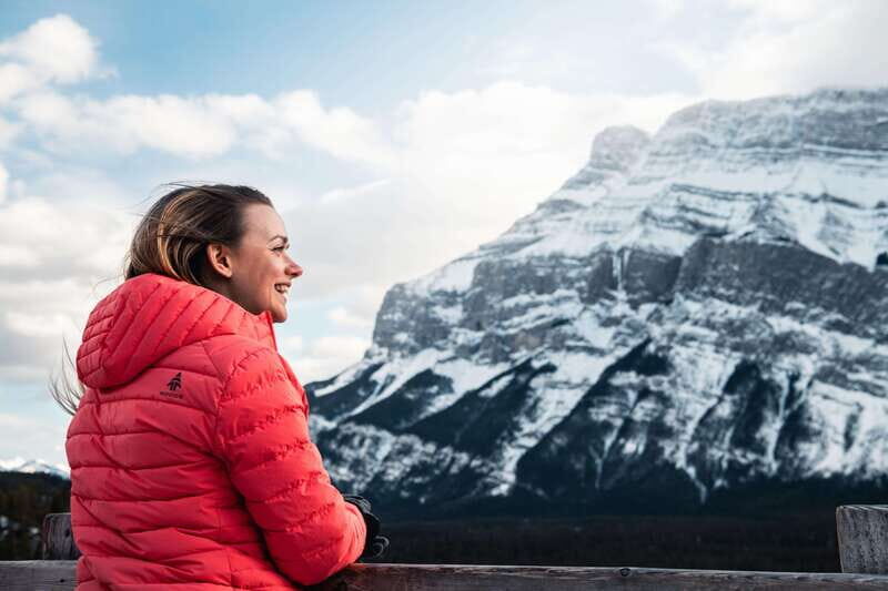 Banff: Wildlife and Sightseeing Minibus Tour - What it feels like in real life: time to look, not just look out