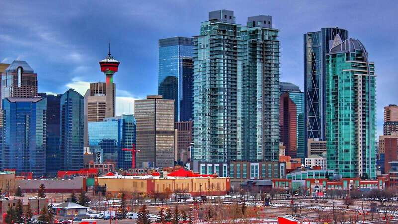 Best of Calgary: Private Walking Tour with a Local - Calgary Tower viewpoint time: planning for the best payoff