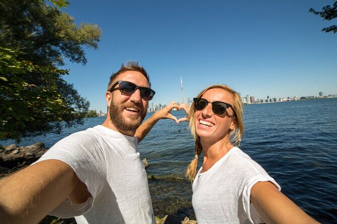 Best of Toronto City Tour with Boat Cruise & CN Tower - A 10:00 am plan that helps you understand Toronto fast