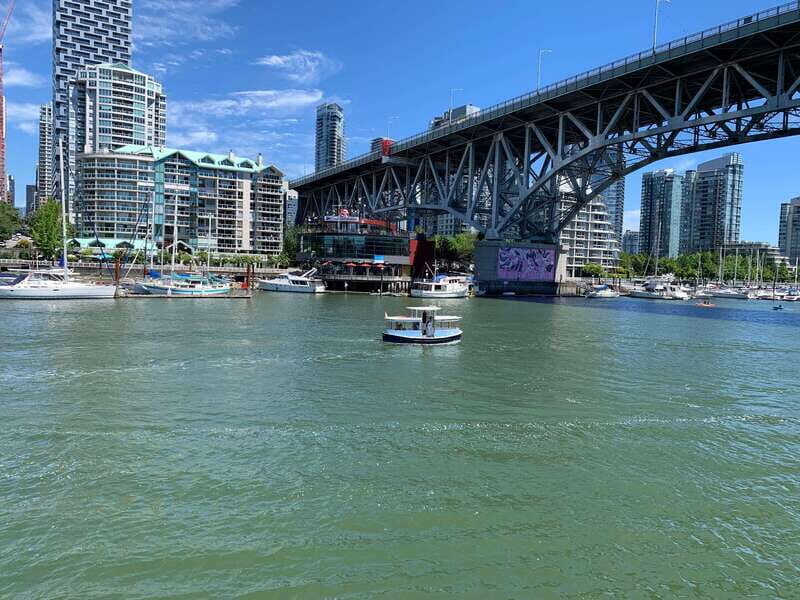 Bike and Hike Vancouver - The Beach Picnic Lunch: Included Food and a Nice Reset