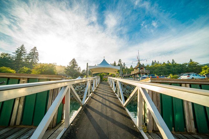 Bowen Island Dinner and Zodiac Boat Tour by Vancouver Water Adventures - Key things I’d pack your brain with