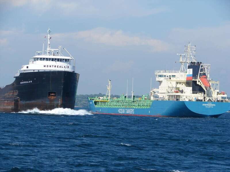 Brockville: 1000 Islands Cruise - Duration and Crowd Feel: 90 Minutes Moves Fast