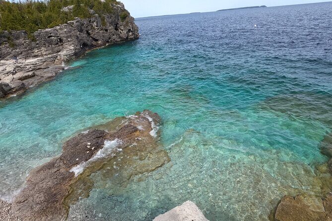 Bus to Grotto - Tobermory Flowerpot Island Cruise Bruce Peninsula - Price and value: is $148.40 fair for this Ontario highlights day?