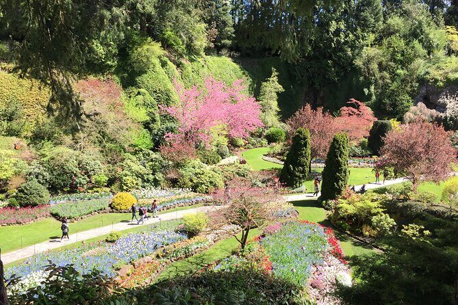 Butchart & Beyond: The Grand Victoria Tour - Entering Butchart Gardens: The 2-Hour Priority Stop