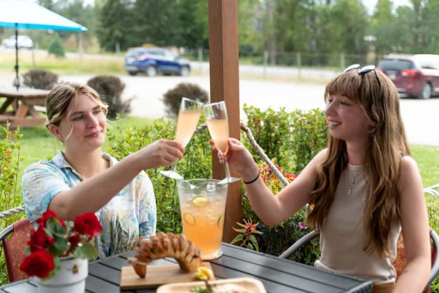Buzz + Bites! Lunch for Two in East Kelowna - Should you book Buzz + Bites! Lunch for Two?