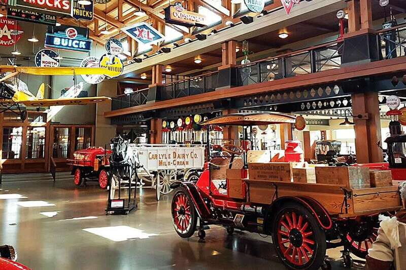 Calgary: 3.5-Hour Bus City Tour with Gasoline Alley Museum - Inglewood and the Historic Turn: Getting Past the Skyscrapers