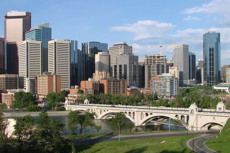 Calgary: 3.5-Hour Bus City Tour with Gasoline Alley Museum - Downtown-to-East Village: The City’s Modern Face (and Why It Matters)