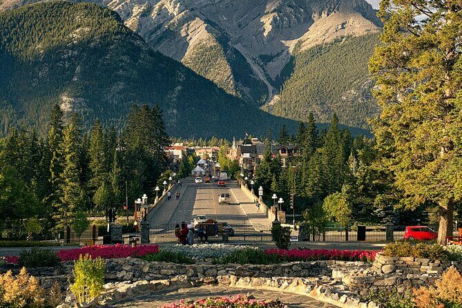 Calgary/Banff: Gondola, Upper Hot Spring, Bow Fall & Top 3 Lakes - Banff Town (About an Hour): Enough Time to Sniff the Atmosphere