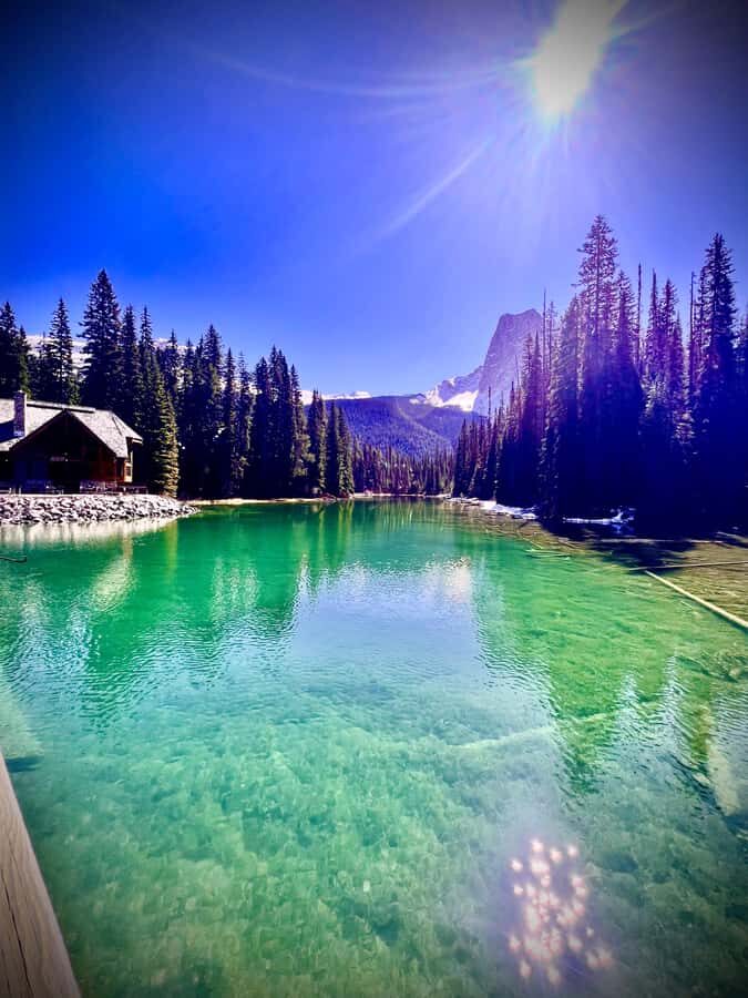 Calgary, Banff: Lake louise , Moraine ,Emerald Lake day Tour - Moraine Lake and the Rockpile Trail: the panoramic payoff