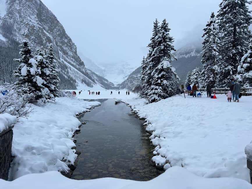 Calgary/Canmore/Banff: BEST of BANFF with LAKES Group Tour - Surprise Corner viewpoint and Banff town time