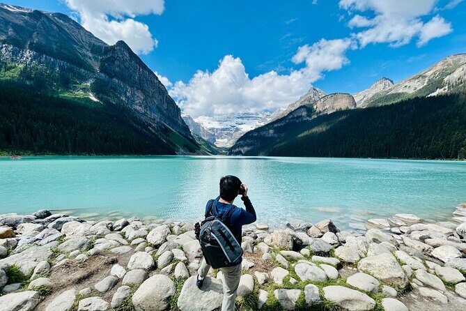 Calgary/Canmore/Banff: Moraine Lake & Lake Louise Return Shuttle - The Comfort Factor: Why the Bus Ride Feels Like Part of the Experience