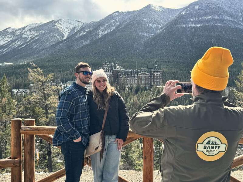 Calgary/Canmore: Lake Louise, Moraine Lake, & Banff Day Tour - The winter twist: Marble Canyon vs the Moraine Lake swap