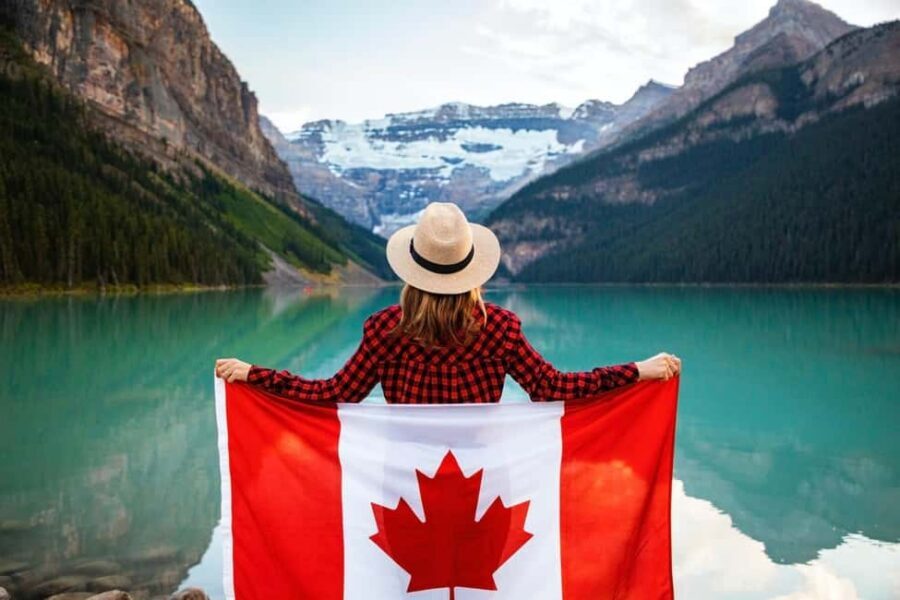 Calgary/Canmore: Lake Louise, Moraine Lake, & Banff Day Tour - Lake Louise access that saves you time (and patience)