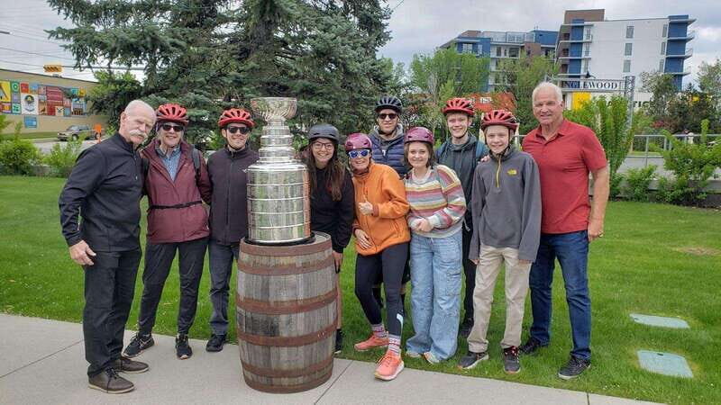 Calgary: City Bike Tour, Highlights and Bow River - 3 hours on two wheels: why this tour fits Calgary