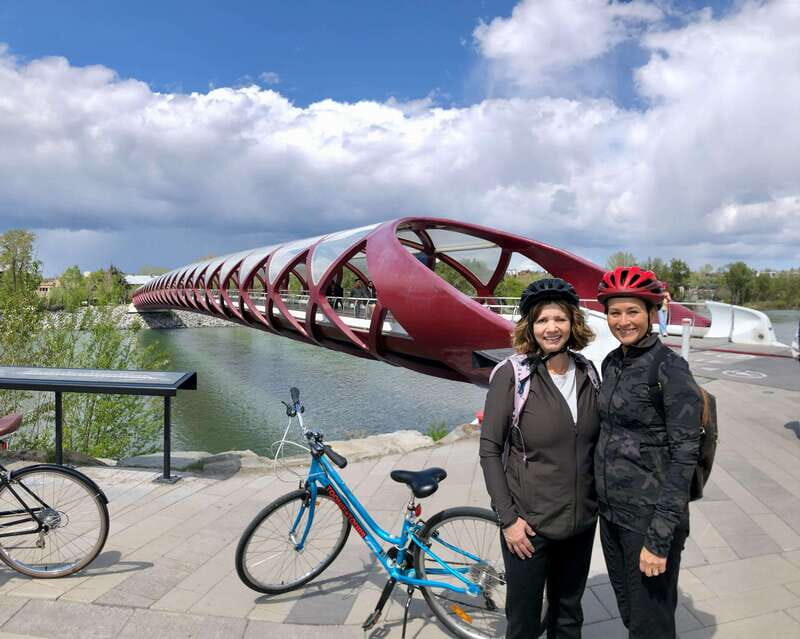 Calgary: City Bike Tour, Highlights and Bow River - Getting started at Toonie Tours and what to bring