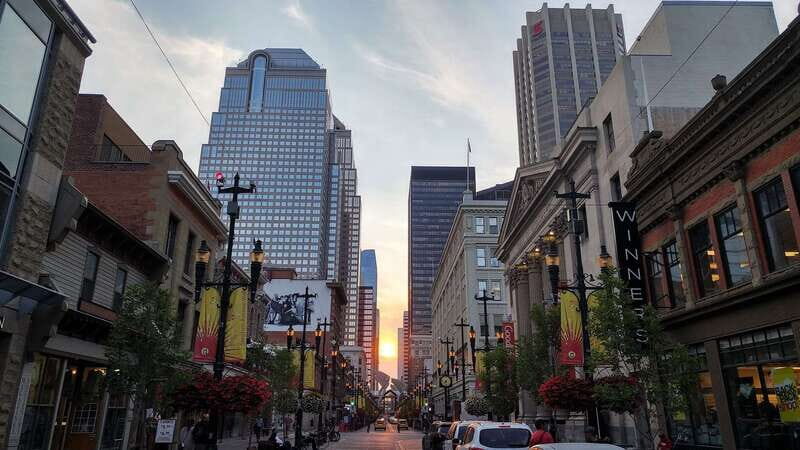 Calgary Downtown: 2-Hour Introductory Walking Tour - How public art and the street-level city make Calgary click