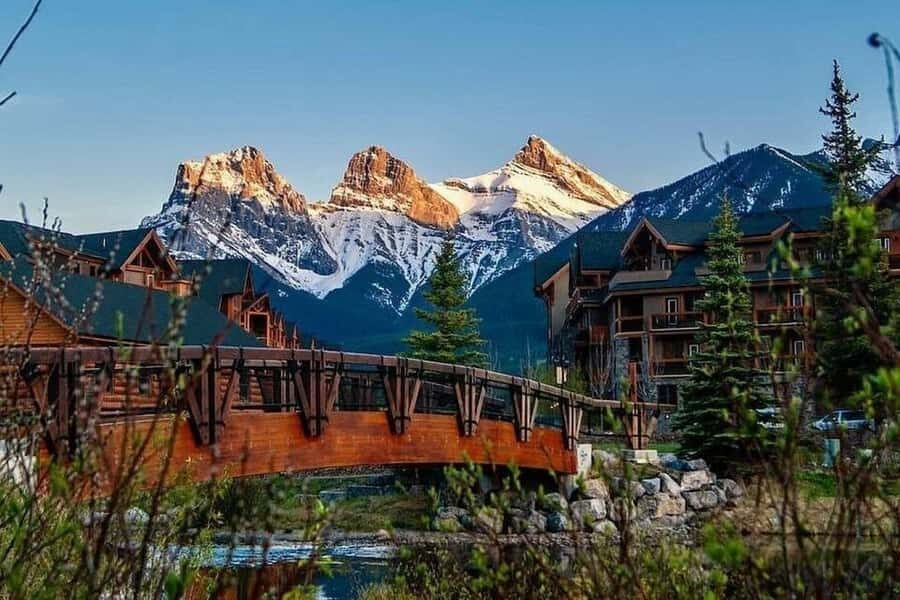 Calgary: Radium Hot Springs & Marble Canyon Day Trip - Comfort, timing, and logistics that can make or break the day