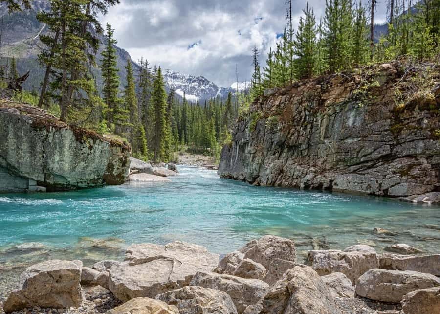 Calgary: Radium Hot Springs & Marble Canyon Day Trip - Radium Hot Springs soak: clear, odorless mineral water under Sinclair Canyon