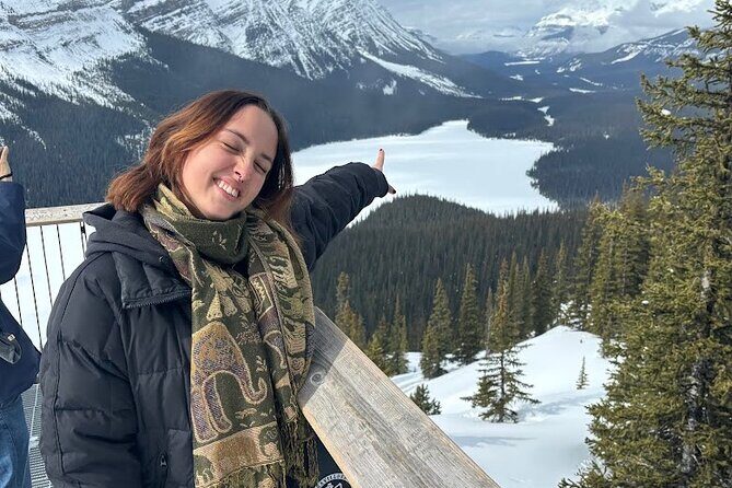 Calgary to Louise, Moraine, Emerald Lake and Johnston Canyon Tour - Emerald Lake: Quick Shoreline Time and the Wooden Bridge