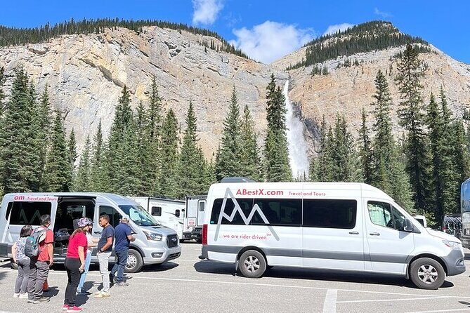 Calgary YYC Airport to Banff Hotels (Shared Shuttle Bus) - Stop 3: Banff Avenue Drop-Off (How Not to End Up Walking)