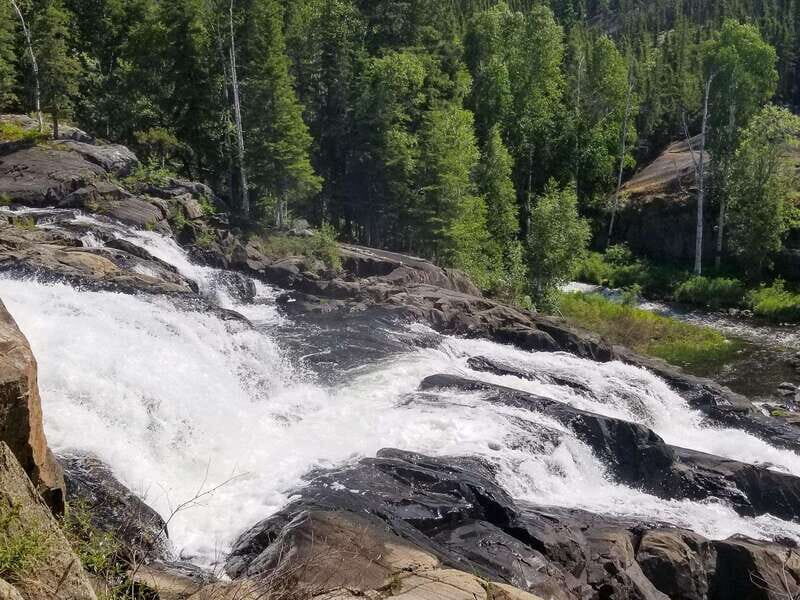 Cameron Falls Waterfall Tour - What to wear and pack for a comfortable, safer hike