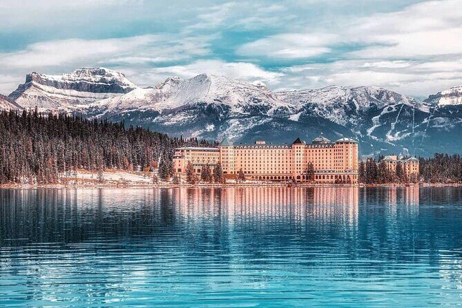 Canadian Rockies and Banff 4-Day Tour from Vancouver (Chn&Eng) - Fraser Valley to Kelowna: orchards, Ogopogo stories, and a winery tasting