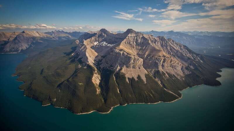 Canadian Rockies: Helicopter Flight with Exploration Hike - The helicopter ride: comfortable, calm, and built for spotting details