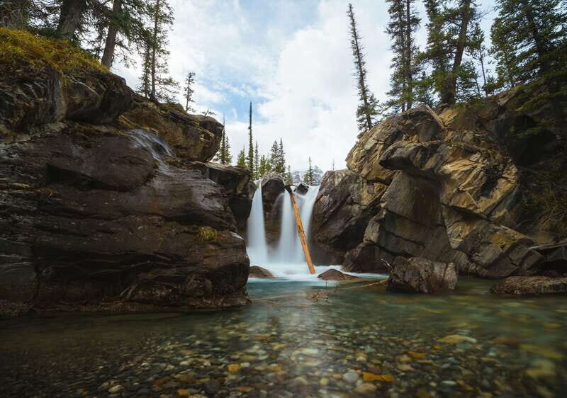 Canadian Rockies: Helicopter Flight with Exploration Hike - What to bring (and what to skip) so the hike feels good