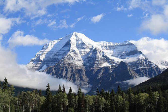 Canadian Rocky Mountains & Banff 5-Day Premium Tour - Price, hotels, and why $1,666.56 can still pencil out