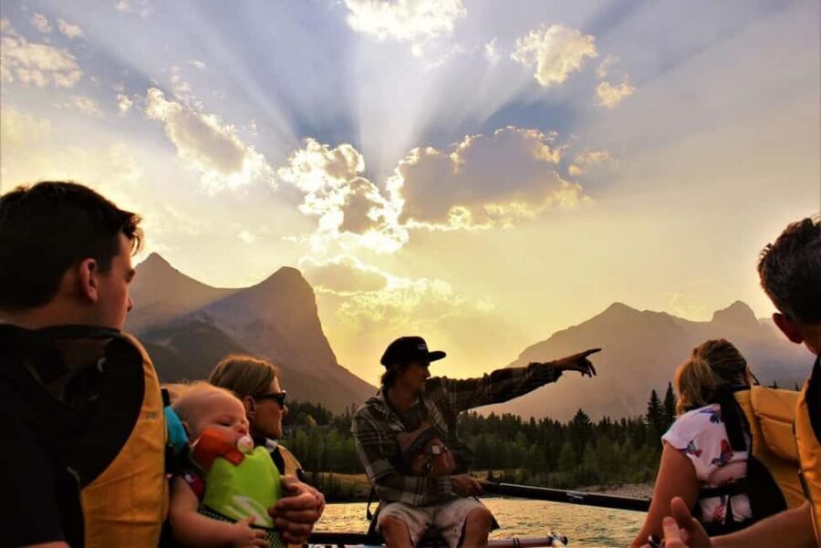 Canmore: 1.5 Hour Scenic Raft Tours in the Rockies - Glacial Water, Mountain Views, and Wildlife Spotting From Your Raft