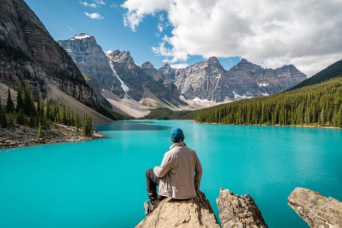 Canmore/Banff Moraine Lake Louise Johnston Canyon Emerald Lake - Key highlights from this Banff and Yoho day loop