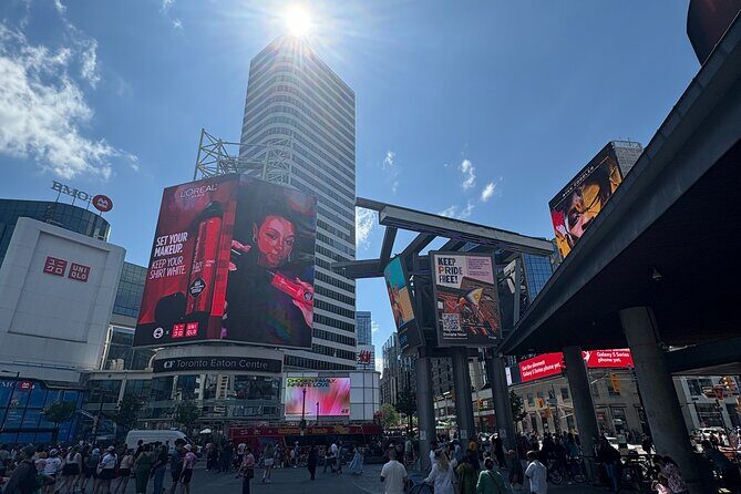 Casual Historic Toronto Walking Tour - Financial District stops: Suits filming locations and real-world power