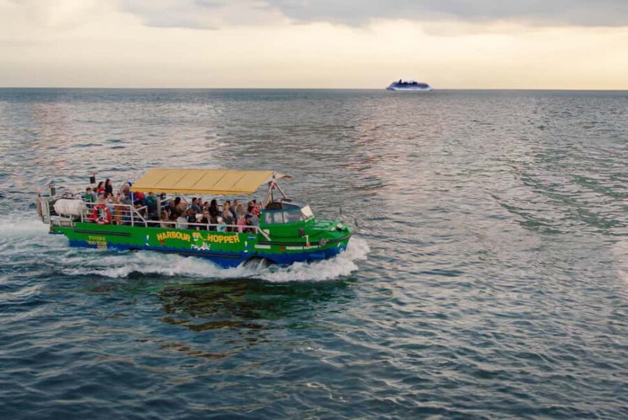 Charlottetown: Harbour Hopper Tour - Charlottetown by land: Gothic basilica, conference history, and City Hall
