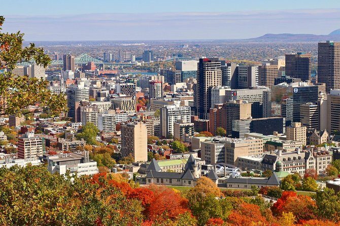 City tour; afternoon in Montreal - Downtown Montreal Stop: A Hub You Can Feel in 30 Minutes