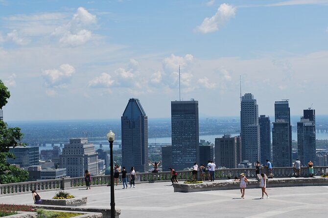 City tour; afternoon in Montreal - Old Montreal in 10 Minutes: Basilica Photos and Royal Square Vibes