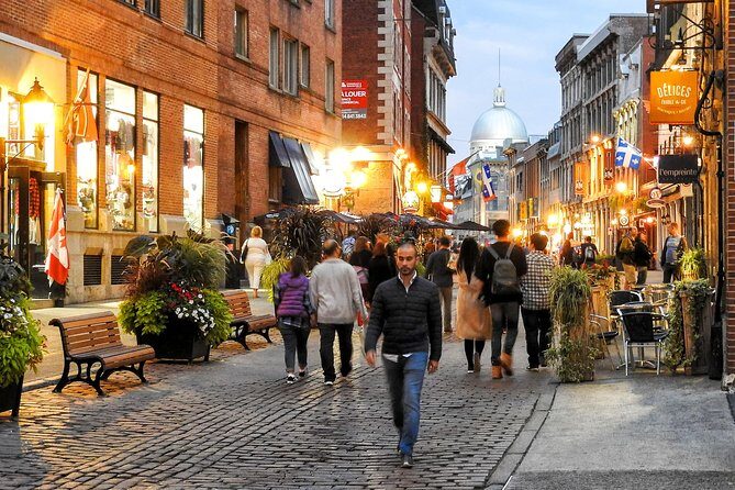 City Tour; Montreal Trendy Neighborhoods - Meeting at Square Phillips and the smooth start at 9:30 am