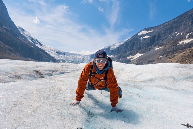 Columbia Icefield Adventure,Bow Lake,Peyto Lake in Banff & Jasper - A long day across Banff icons and glacier country