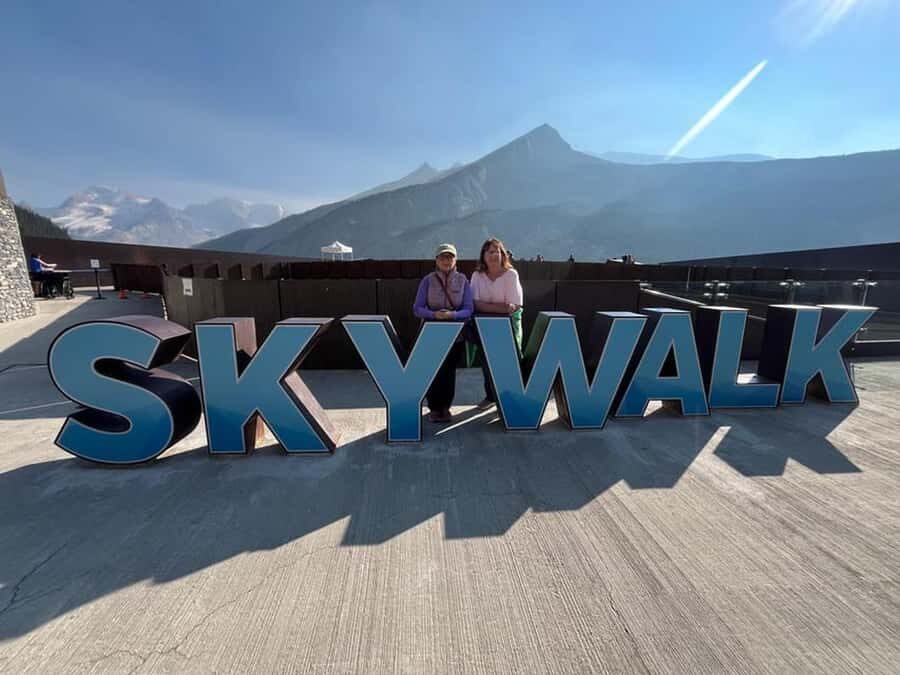 Columbia icefield, Skywalk, Waterfowl, Bow & Peyto Lake Tour - Key things I’d circle before you book