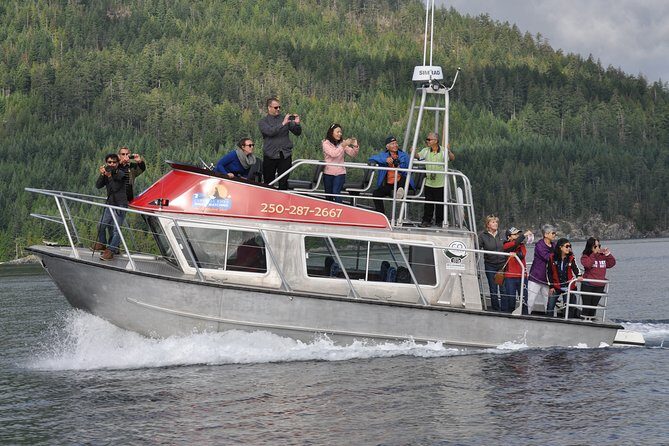 Covered Boat Whale Watching 6-Hour Tour from Campbell River - 6 Hours of Wildlife Time With a Naturalist on Board