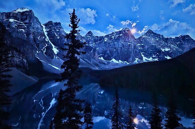 Custom Private Tour: Banff, Moraine Lake, Lake Louise & Beyond - Price, group size, and what you get for $1,401.57