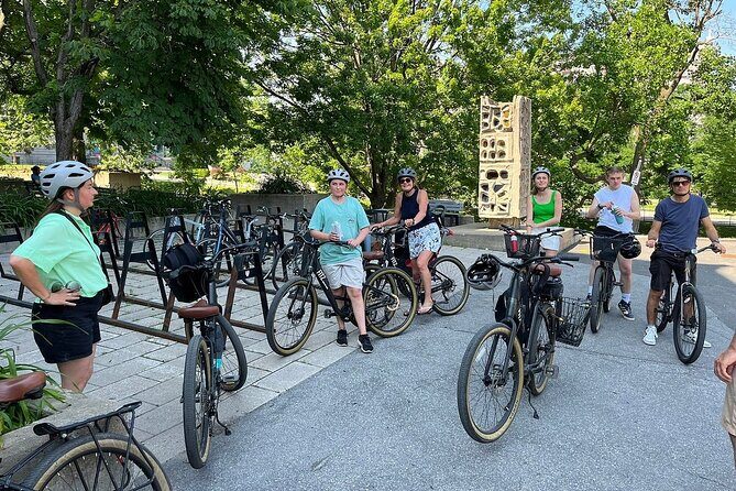 Daily Montreal Bike Rental- Be your own guide in Montreal - Renting a Montreal Bike Lets You Set the Pace