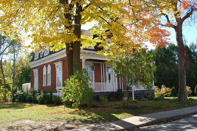 Day trip on Quebec Historic Road, Chemin du Roy (Montreal to Trois-Rivières) - Stop 3: Lavaltrie and the Marie-Rosalie Cadron connection