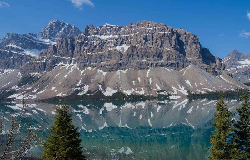 Deep Day Tour to Peyto, Moraine, Louise Lakes, J. Canyon... - Moraine Lake: turquoise drama with breathing room