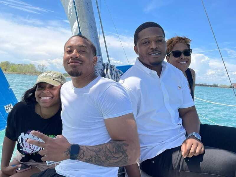 Detroit: Lake St. Clair Boat Cruise with Choice of Vessel - What to pack for Detroit-to-Lake-St. Clair water time