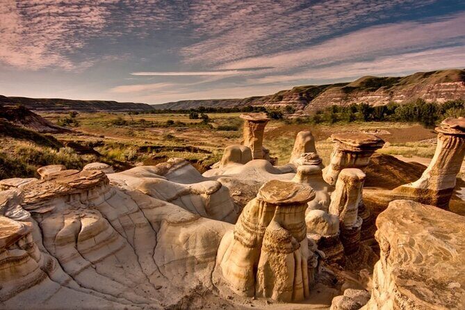 Dinosaurs, Canyons & Ghost Towns: Ultimate Drumheller Day Tour - Key points to know before you go