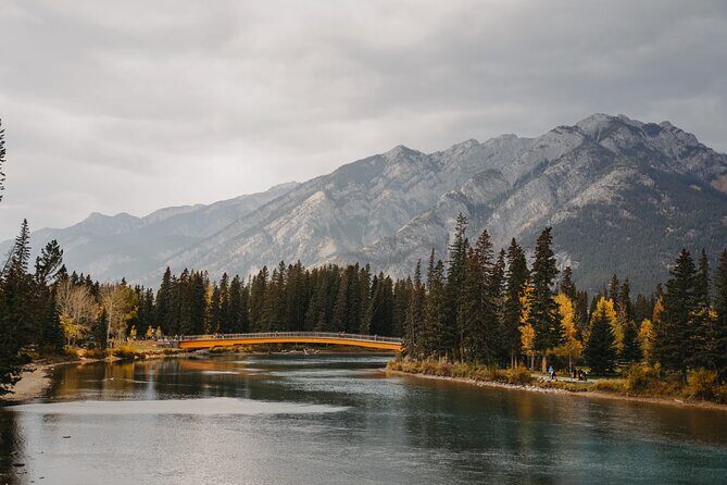 Discover Banff National Park Day Trip From Calgary - Surprise Corner: A 15-Minute Photo Stop With Real Perspective