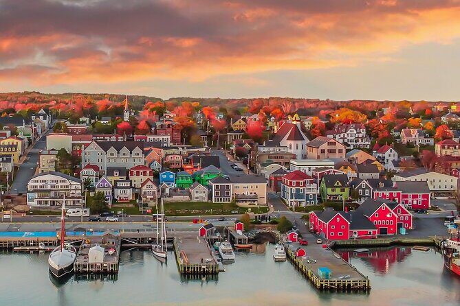 Discover Lunenburg and Mahone Bay Guided Tour - The Ovens Park: Sea-Carved Cliffs and Gold Rush-Era Stories