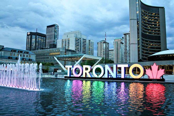 Discover Toronto Like a Local - Toronto highlights in one compact 2-hour loop