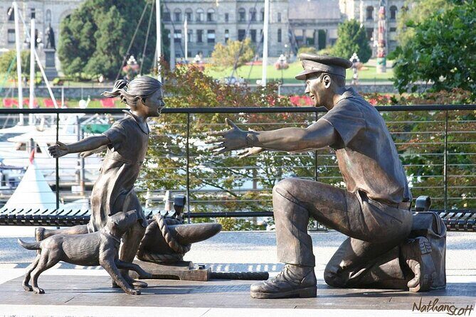Downtown Victoria’s Historical Heart: A Self-Guided Walking Tour - Empress Hotel and the grand-hotel mood shift